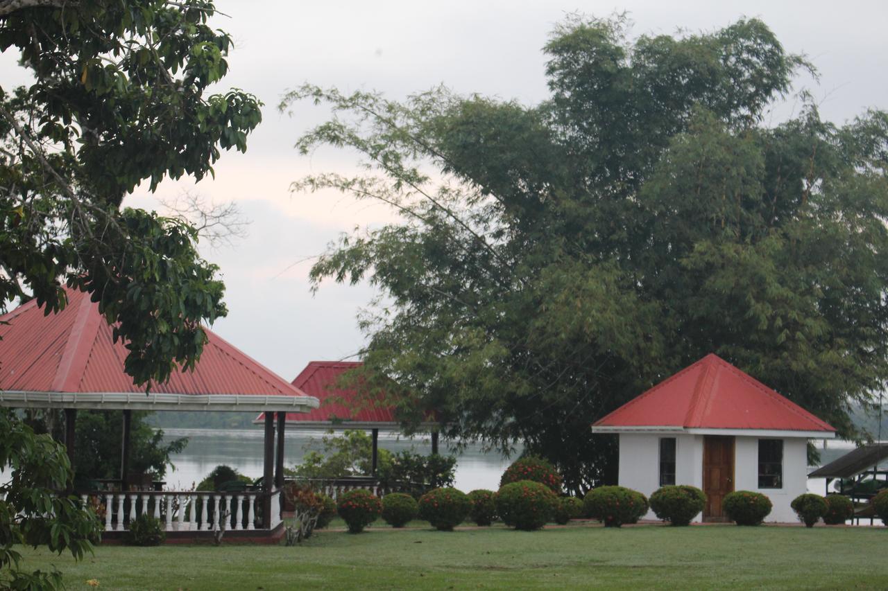 Baganara Island Resort Bartica Bagian luar foto